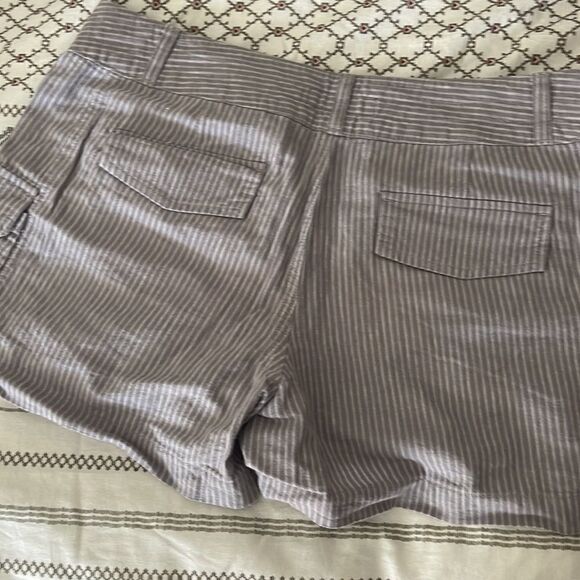 Banana Republic Martin for linen and cotton land shorts - Picture 4 of 5